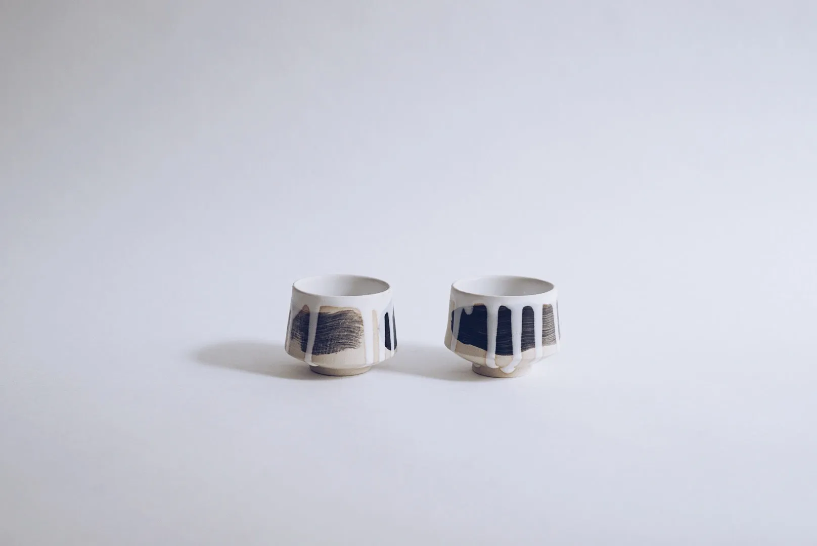 Handcrafted Stoneware Brushmark Sake Cup (S)